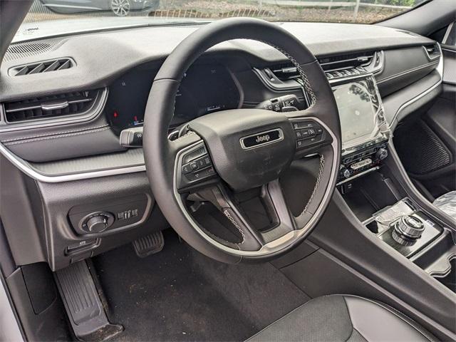 new 2025 Jeep Grand Cherokee car, priced at $46,135