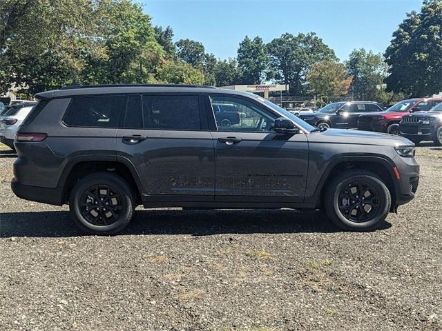 new 2025 Jeep Grand Cherokee L car, priced at $45,044