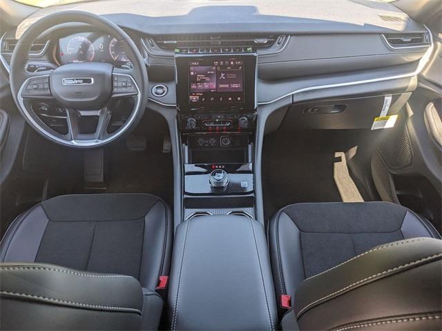 new 2025 Jeep Grand Cherokee L car, priced at $45,044