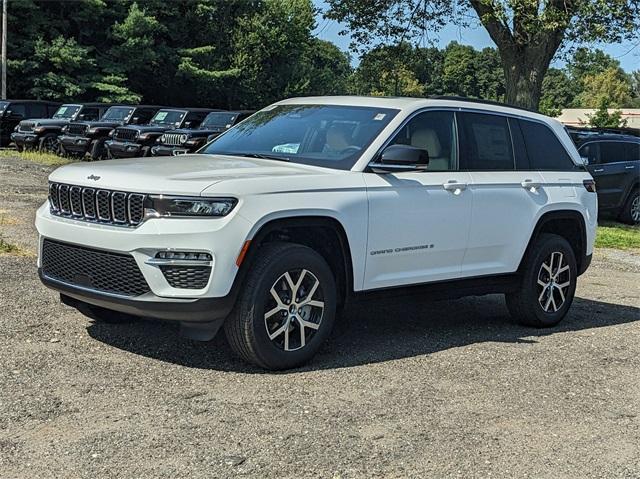 new 2024 Jeep Grand Cherokee car, priced at $48,715