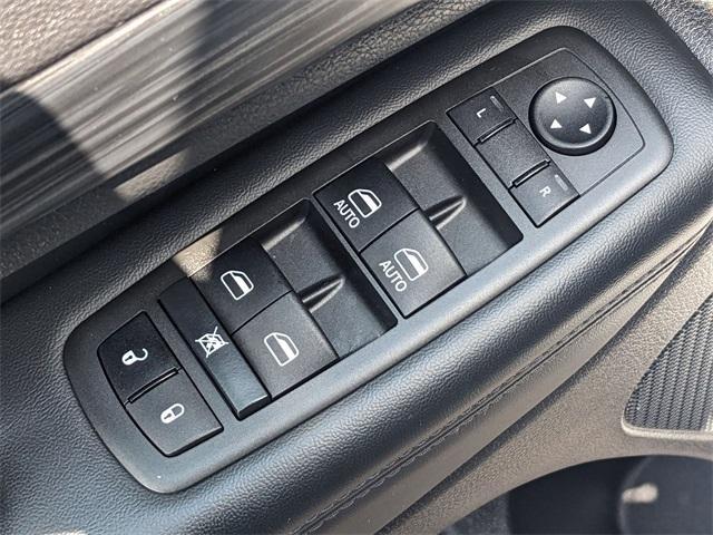 used 2022 Jeep Grand Cherokee WK car, priced at $31,999