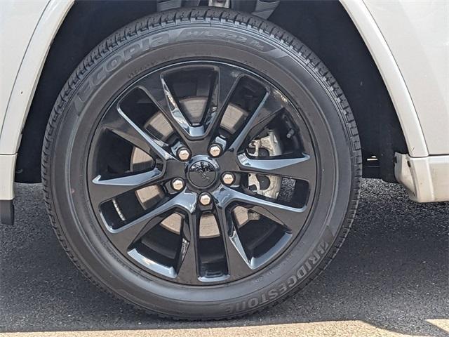used 2022 Jeep Grand Cherokee WK car, priced at $31,999