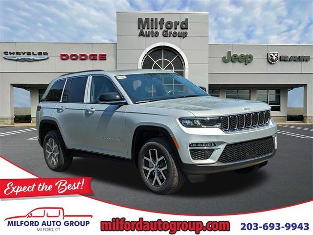 new 2024 Jeep Grand Cherokee car, priced at $46,795