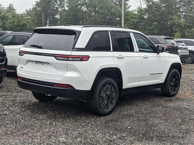 new 2025 Jeep Grand Cherokee car, priced at $42,115