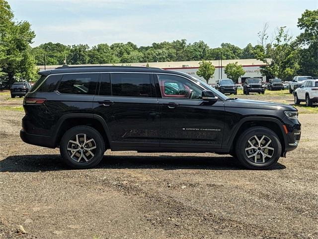 new 2024 Jeep Grand Cherokee L car, priced at $49,910