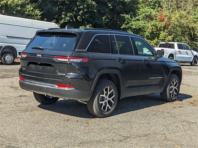 new 2025 Jeep Grand Cherokee car, priced at $48,310