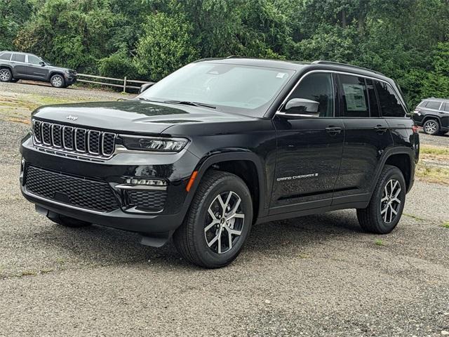 new 2025 Jeep Grand Cherokee car, priced at $46,396