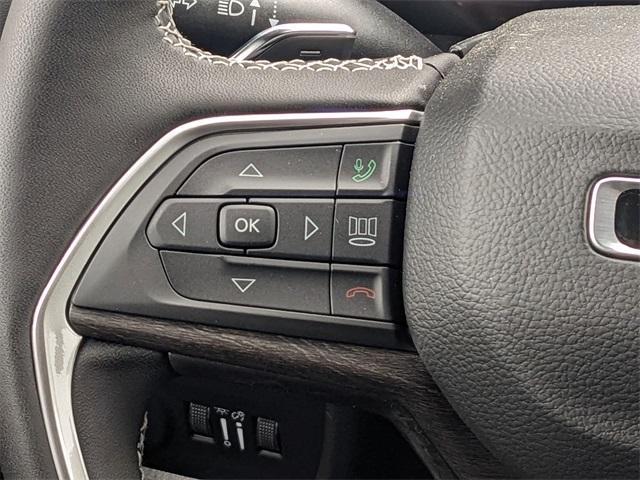 new 2025 Jeep Grand Cherokee car, priced at $46,396