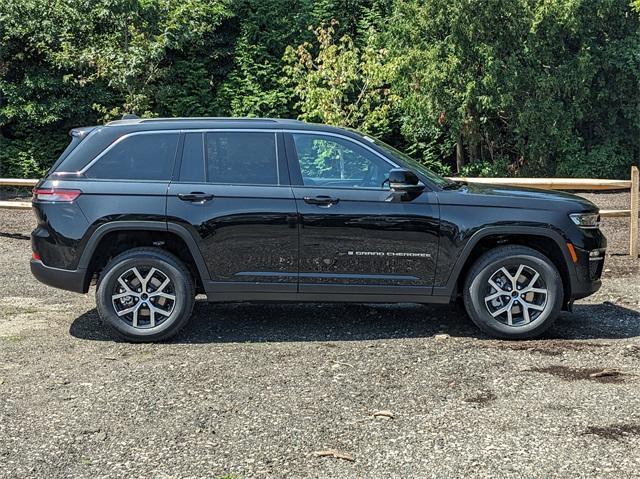 new 2024 Jeep Grand Cherokee car, priced at $49,310