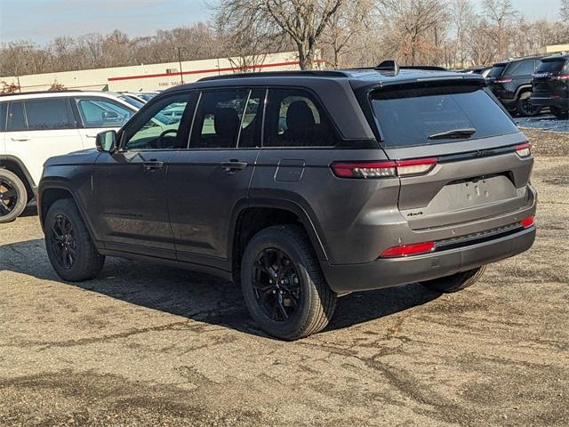 new 2025 Jeep Grand Cherokee car, priced at $44,030