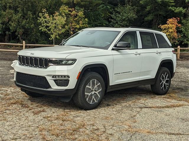 new 2025 Jeep Grand Cherokee car, priced at $47,715