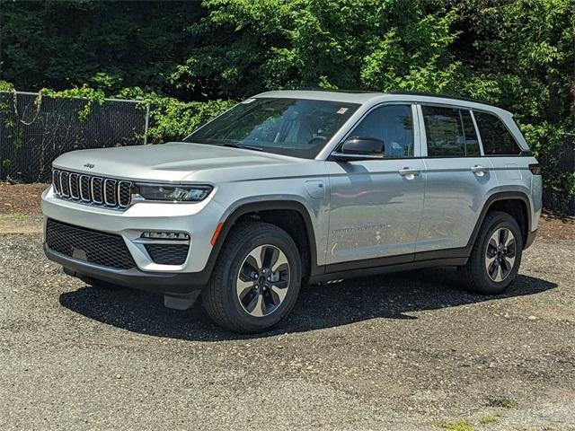 new 2024 Jeep Grand Cherokee 4xe car, priced at $49,652