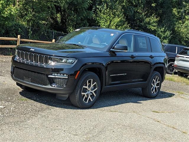 new 2024 Jeep Grand Cherokee car, priced at $49,310