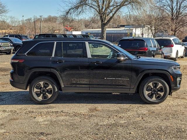 new 2024 Jeep Grand Cherokee 4xe car, priced at $54,152