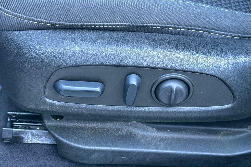 used 2022 Chevrolet Bolt EUV car, priced at $17,995