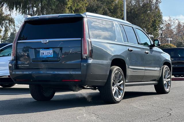 used 2019 Cadillac Escalade ESV car, priced at $44,646