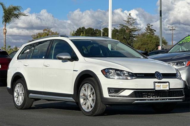 used 2019 Volkswagen Golf Alltrack car, priced at $25,395