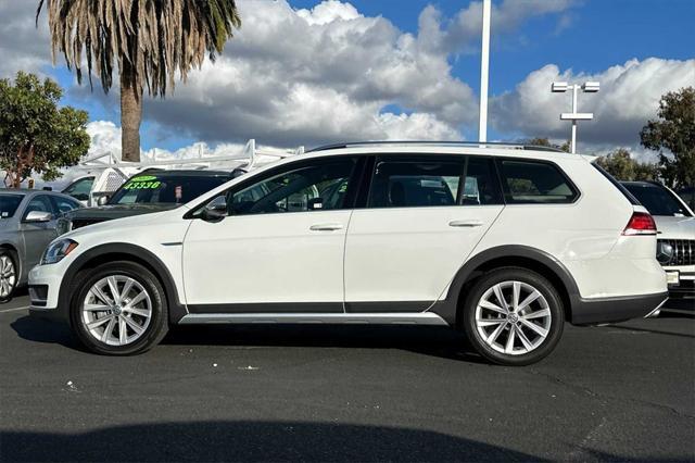 used 2019 Volkswagen Golf Alltrack car, priced at $25,395