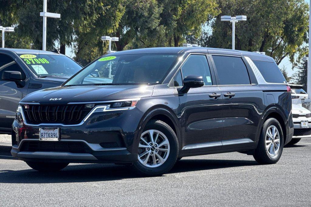 used 2022 Kia Carnival car, priced at $29,804