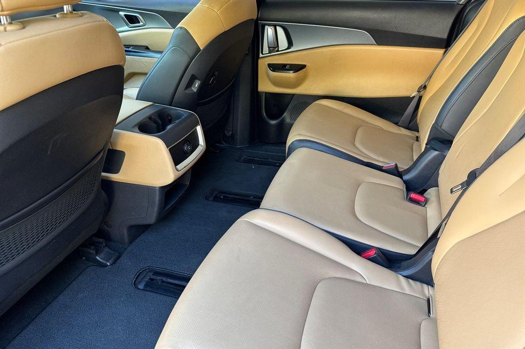 used 2022 Kia Carnival car, priced at $29,804