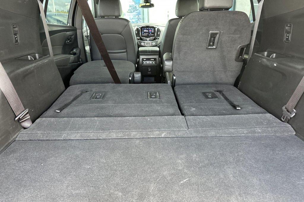 used 2023 Chevrolet Traverse car, priced at $33,971