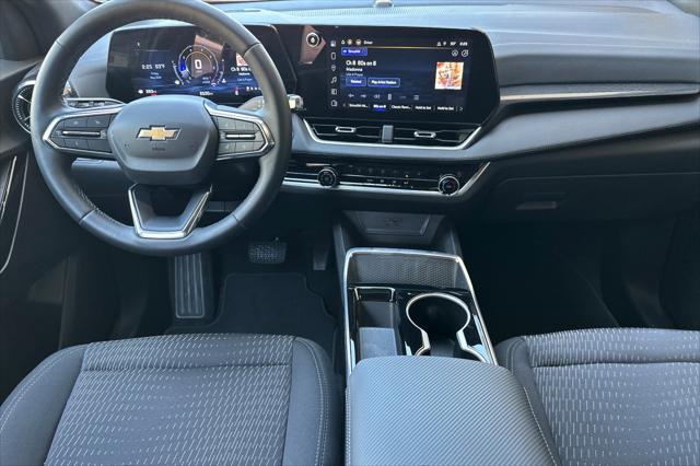 used 2025 Chevrolet Equinox car, priced at $28,924