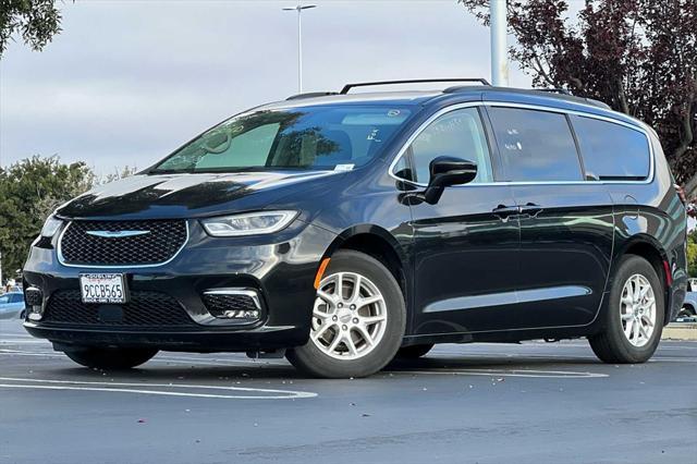 used 2022 Chrysler Pacifica car, priced at $20,397