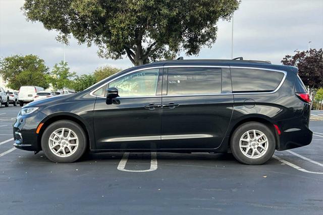 used 2022 Chrysler Pacifica car, priced at $20,397