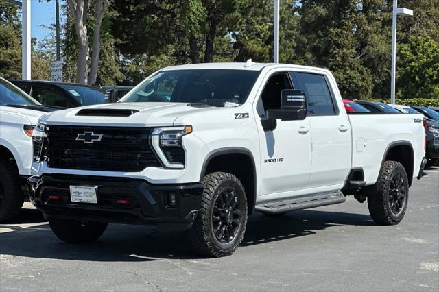new 2025 Chevrolet Silverado 3500 car, priced at $85,105