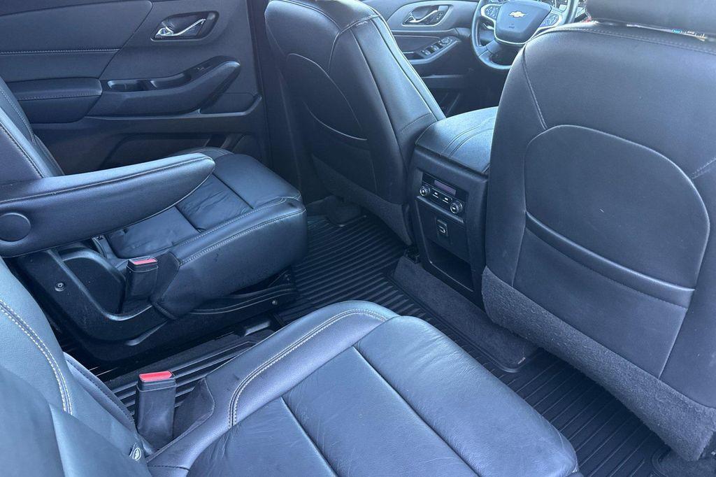 used 2020 Chevrolet Traverse car, priced at $23,836