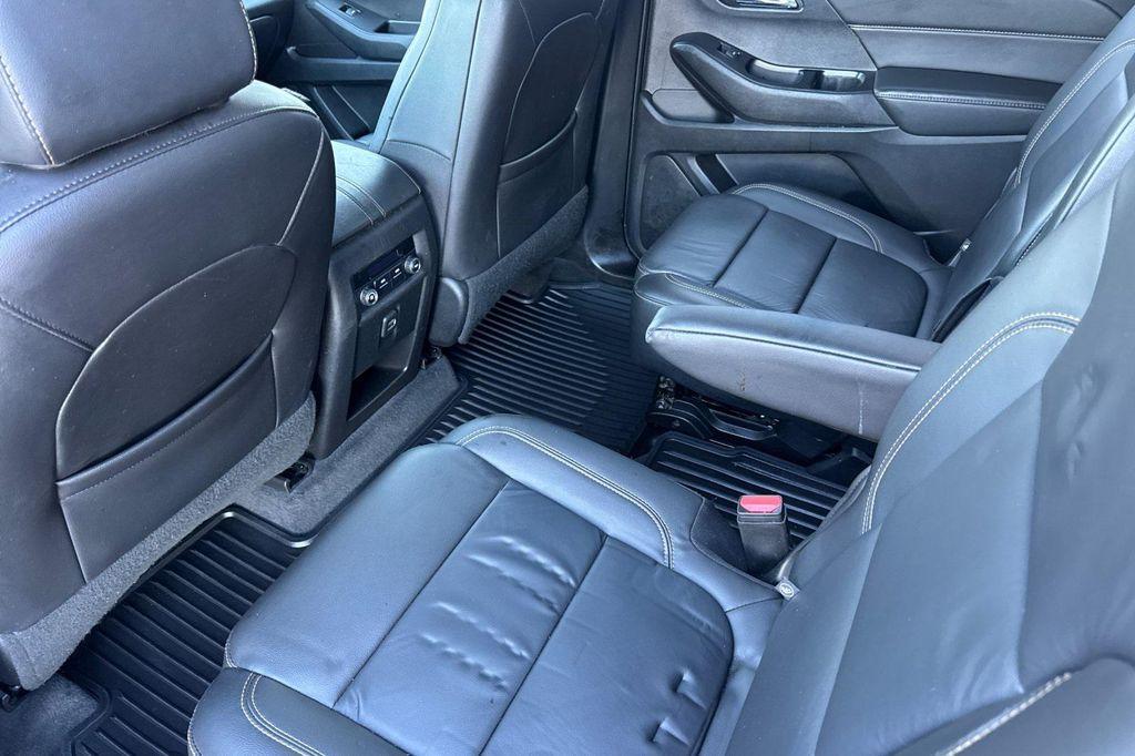 used 2020 Chevrolet Traverse car, priced at $23,836