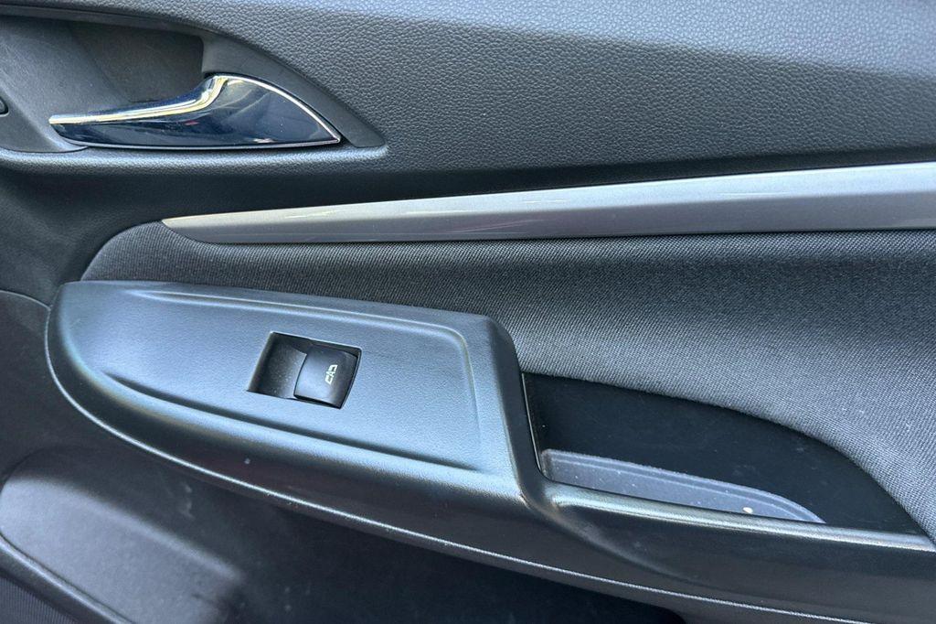 used 2022 Chevrolet Bolt EUV car, priced at $19,399