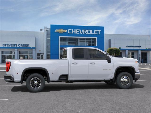 new 2025 Chevrolet Silverado 3500 car, priced at $63,000