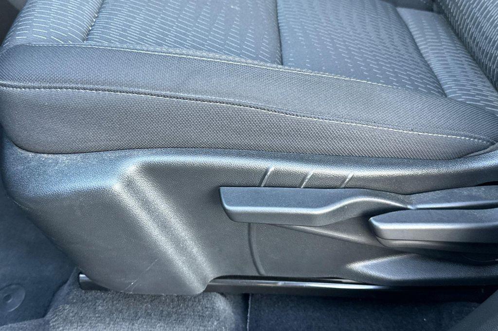 used 2025 Chevrolet Equinox car, priced at $25,032