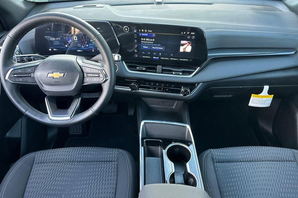 used 2025 Chevrolet Equinox car, priced at $25,032