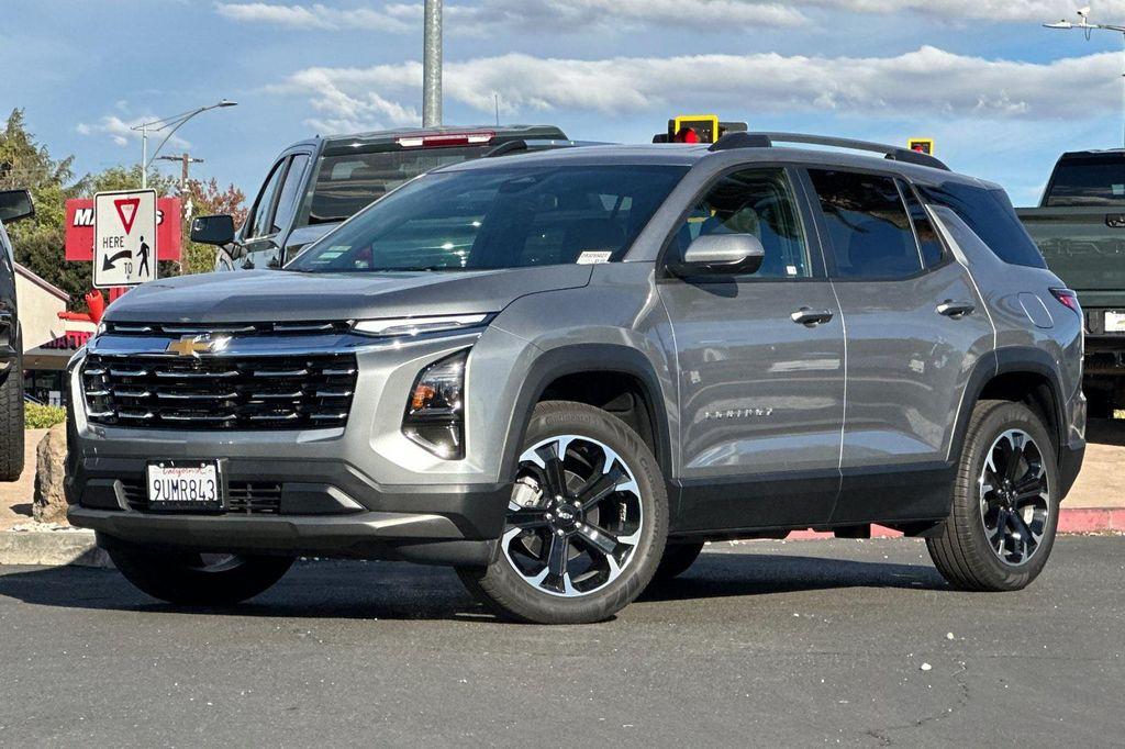 used 2025 Chevrolet Equinox car, priced at $25,032