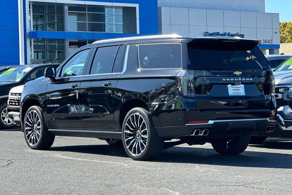 new 2026 Chevrolet Suburban car, priced at $98,005