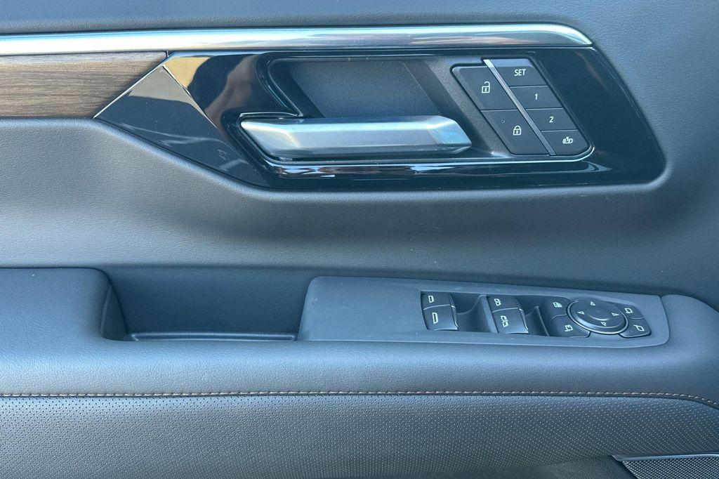 new 2026 Chevrolet Suburban car, priced at $98,005