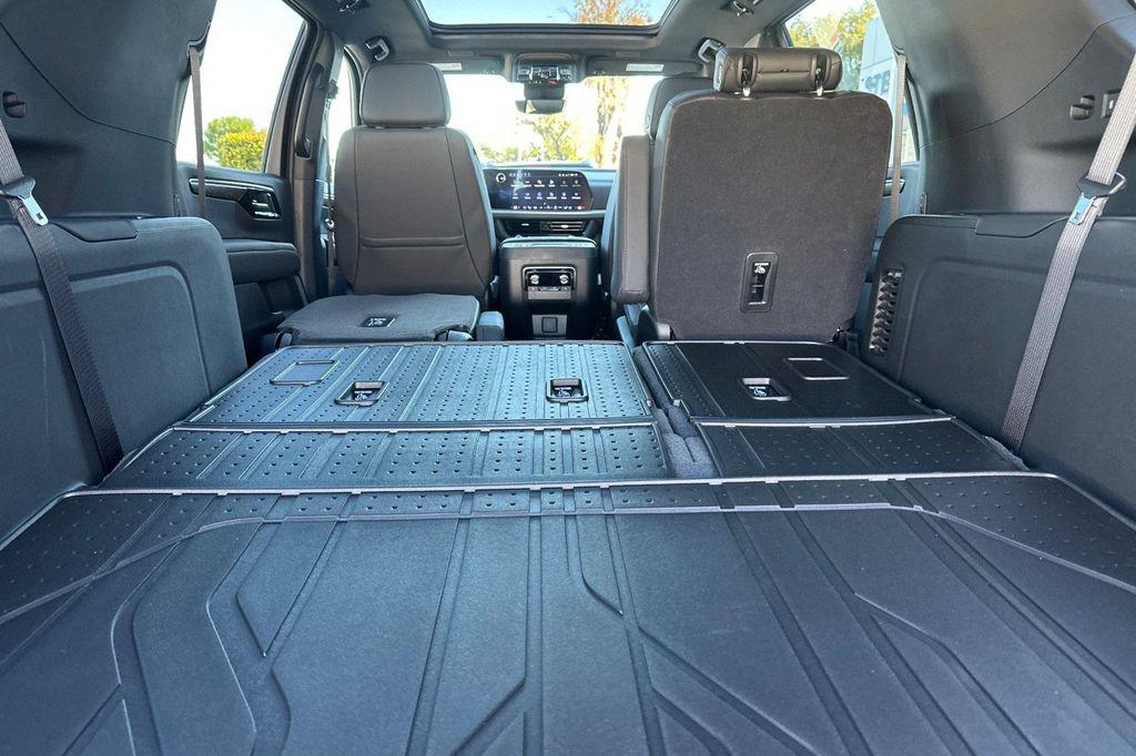 new 2026 Chevrolet Suburban car, priced at $98,005