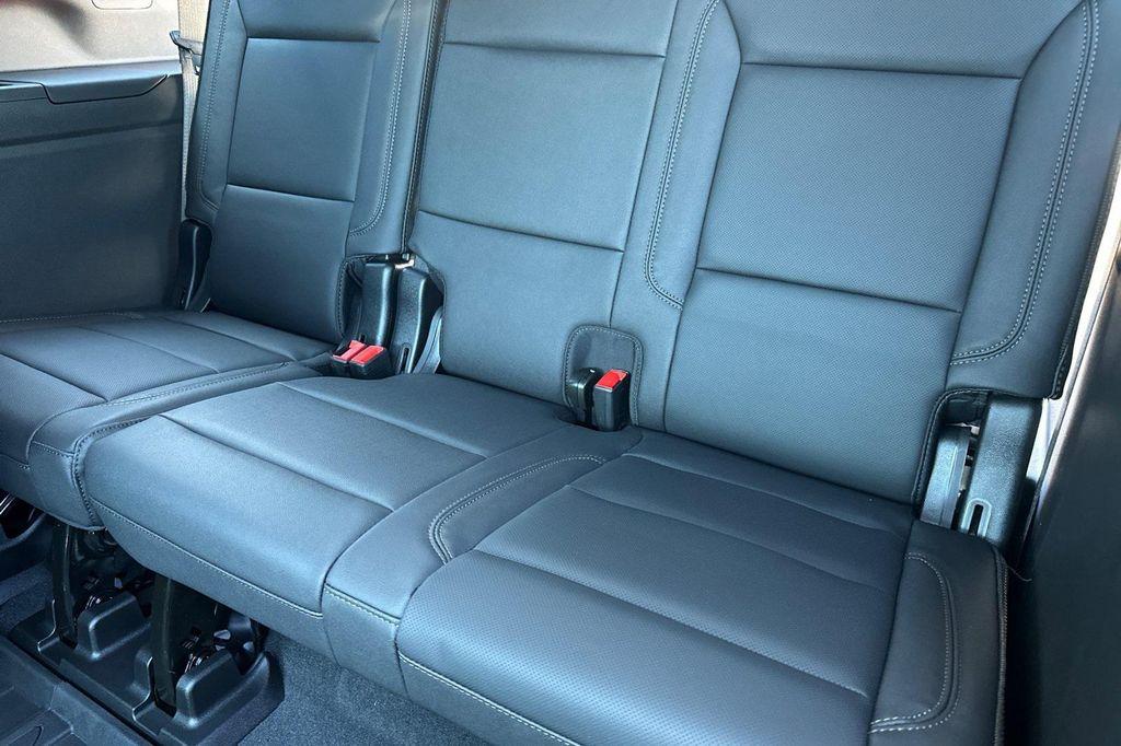 new 2026 Chevrolet Suburban car, priced at $98,005