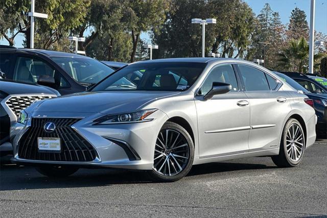 used 2022 Lexus ES 300h car, priced at $34,389