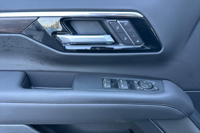 new 2025 Chevrolet Suburban car, priced at $89,135