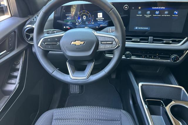 used 2025 Chevrolet Equinox car, priced at $28,397