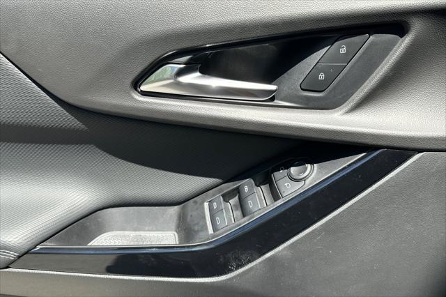 used 2025 Chevrolet Equinox car, priced at $28,397