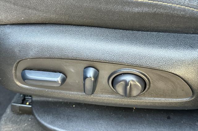 used 2023 Chevrolet Equinox car, priced at $19,998