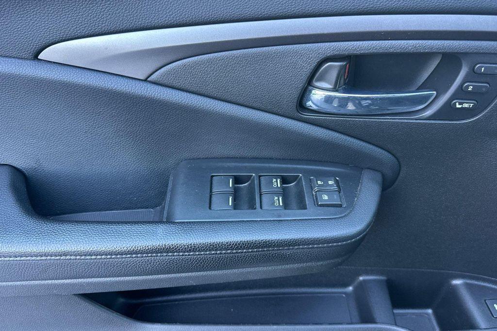 used 2020 Honda Passport car, priced at $21,999