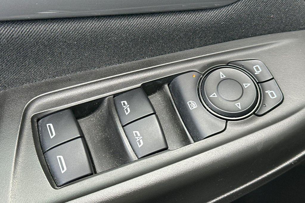 used 2022 Chevrolet Bolt EUV car, priced at $19,399