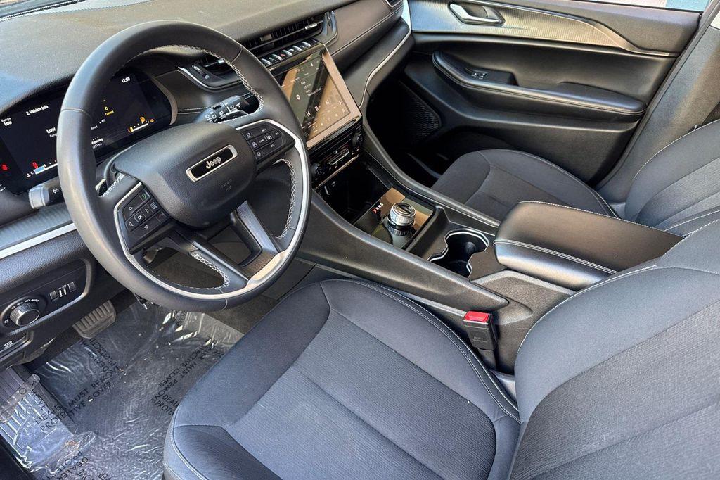 used 2023 Jeep Grand Cherokee car, priced at $23,376