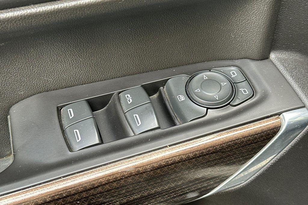 used 2020 Chevrolet Silverado 1500 car, priced at $31,827