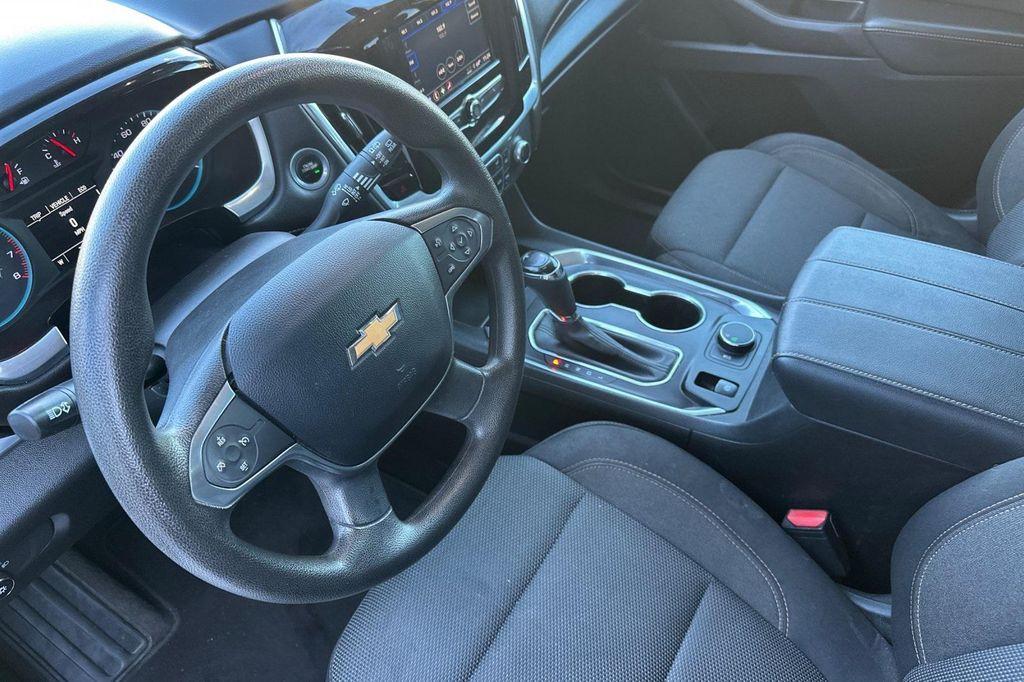 used 2020 Chevrolet Traverse car, priced at $18,129